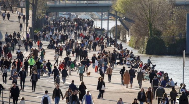Aşı olmayanların listesi Sağlık Bakanlığı'na verilecek: Fransa